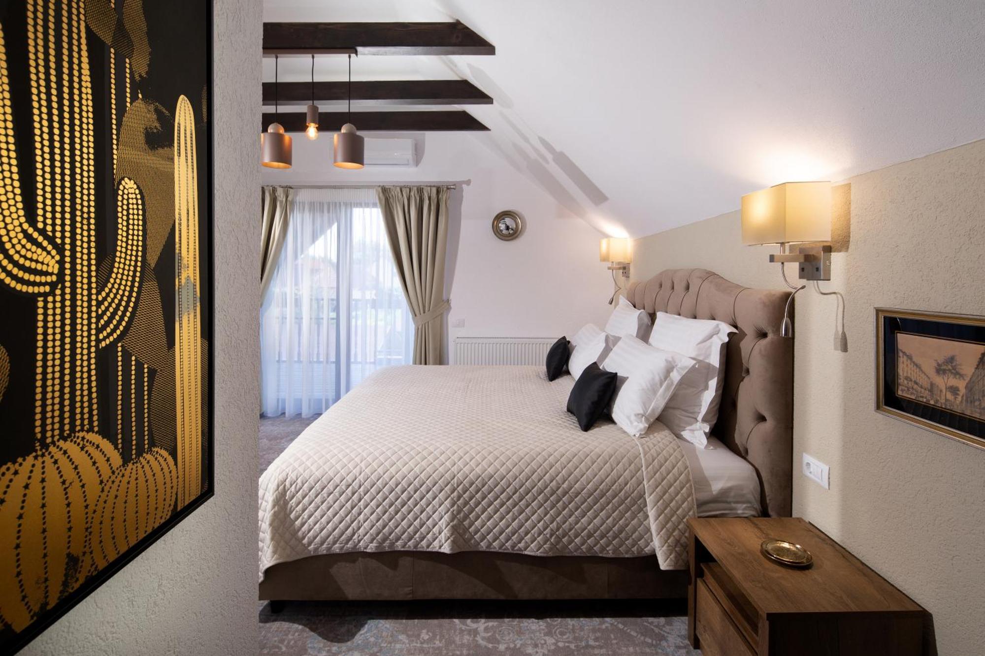 Hotel Casa Renium Sibiu Esterno foto