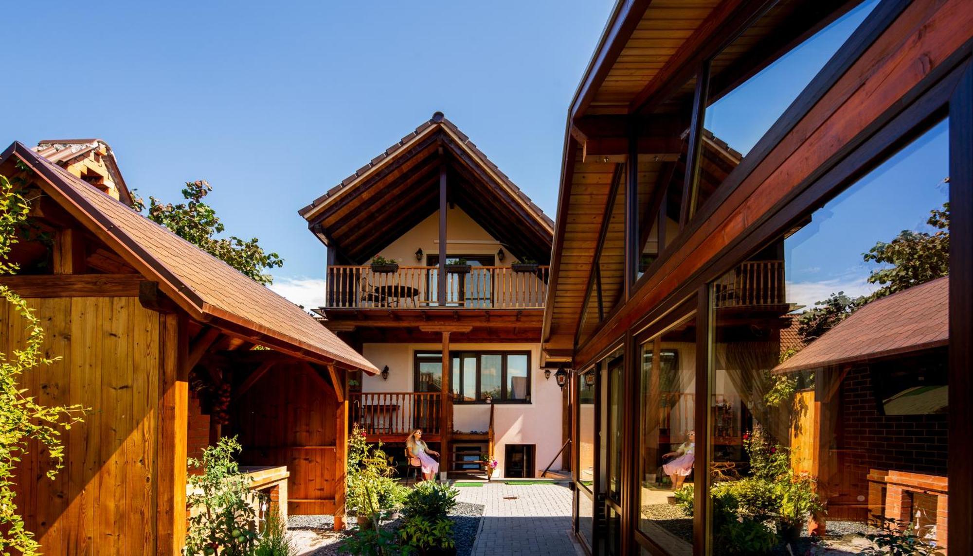 Hotel Casa Renium Sibiu Esterno foto